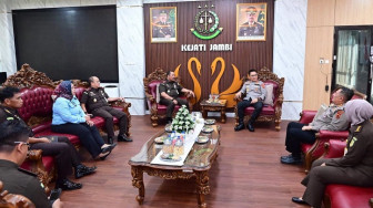 Kapolda Jambi Sambangi Kejati, Perkuat Sinergi Penegakan Hukum dan Implementasi KUHP-KUHAP